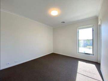 Fabulous 4Br Home in Clyde!