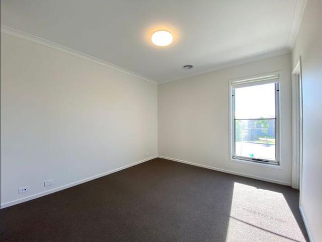 Fabulous 4Br Home in Clyde!