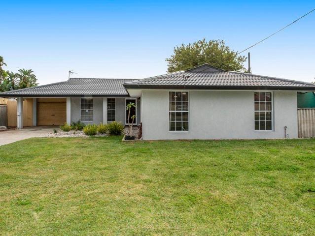 FABULOUS 4X2 WITH RENOVATIONS IN A CENTRAL AREA