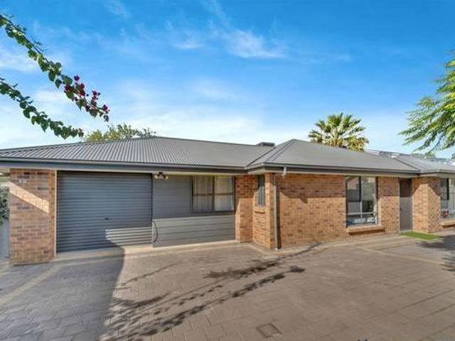 Fabulous 5 Bedroom Family Home