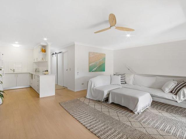 Fabulous 3 Bedroom Townhouse!
