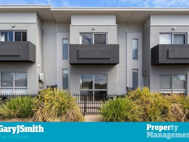 FABULOUS TOWNHOUSE IN GREAT LOCATION