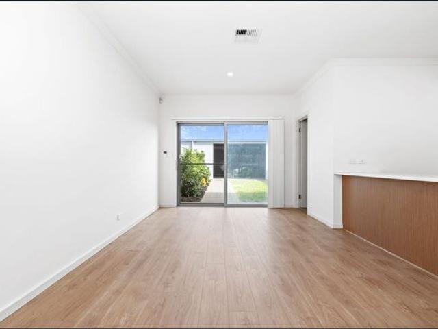 FABULOUS TOWNHOUSE IN GREAT LOCATION