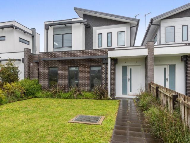Fabulous Townhouse Living