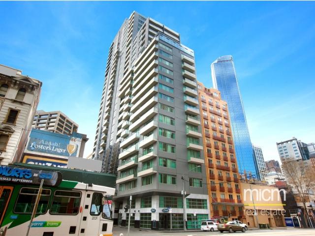Fabulous two bedroom apartment located in the heart of CBD