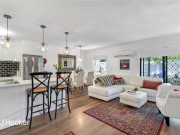 Fabulous Unit On Fullarton