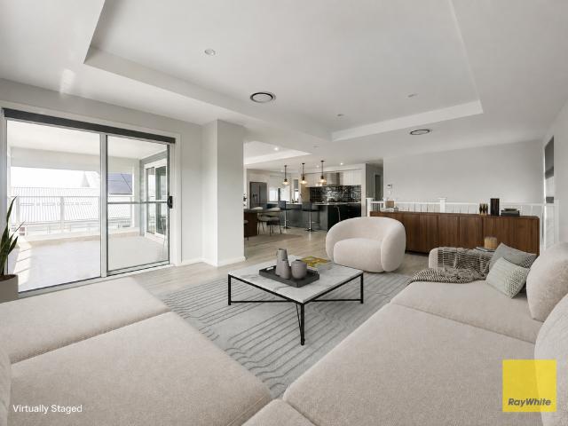 Fabulous Views Overlooking Sunshine Bay
