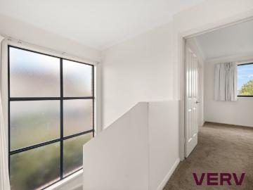 Gungahlin, Yass Valley, Victoria - Equipped kitchen