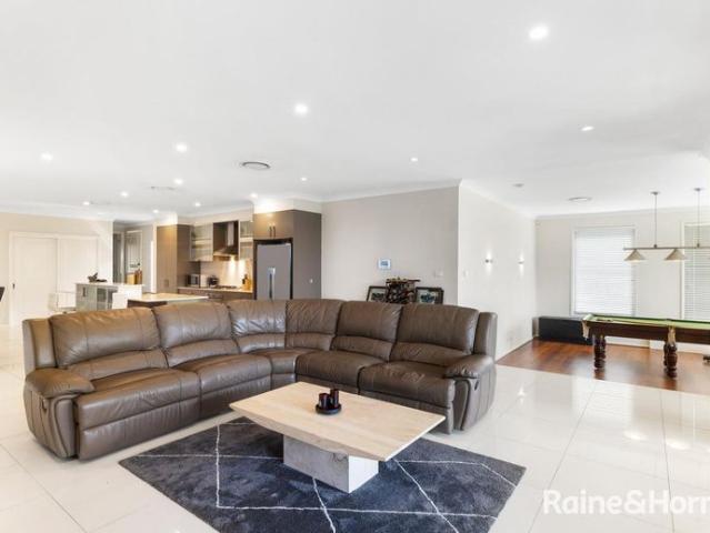 Fabulous Family Home with Pool