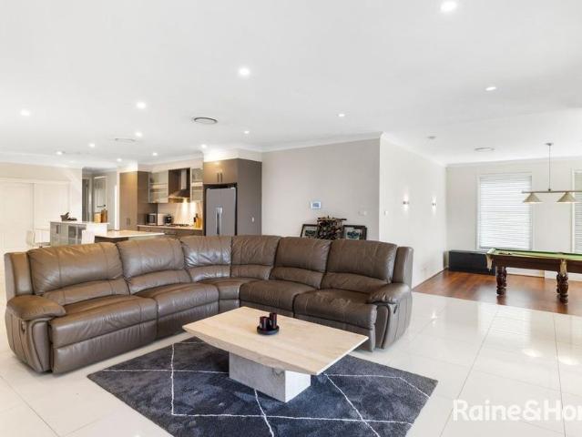 Fabulous Family Home with Pool