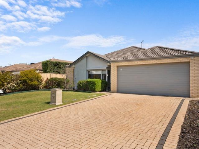 FABULOUS FAMILY HOME, A MUST SEE!