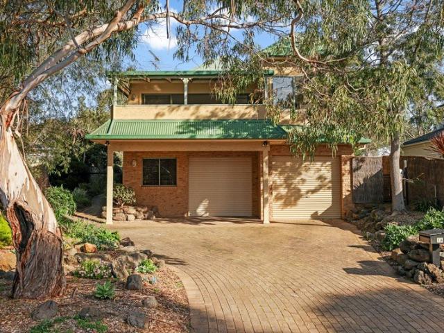 Fabulous Family Home in Enviable Coastal Position