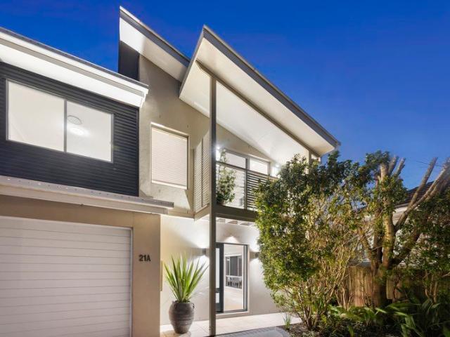 Fabulous Freehold Townhouse