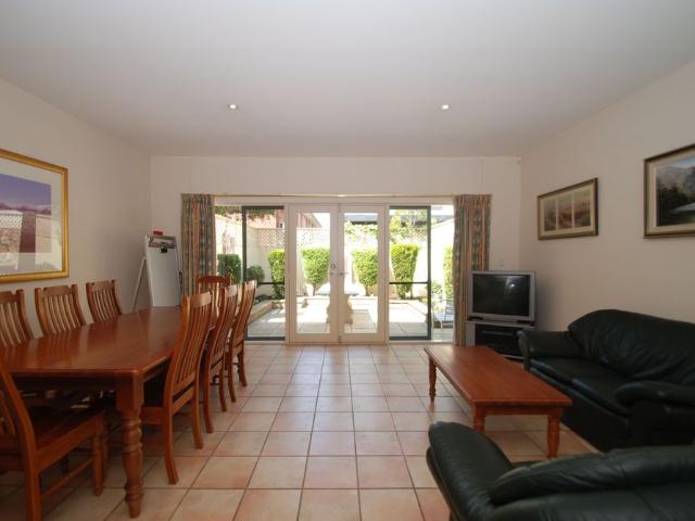 Fabulous Generous Sized Townhouse in a Fantastic Location!