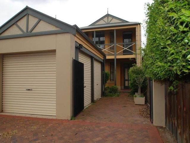 Fabulous Generous Sized Townhouse in a Fantastic Location!