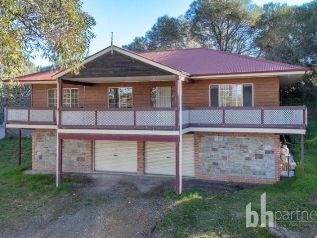 Fabulous 'Hills' Home Opportunity!