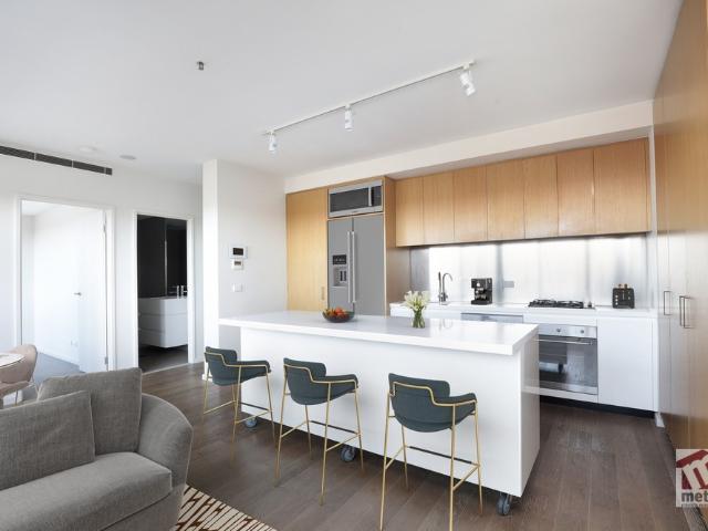 FABULOUS INNER CITY LIVING!