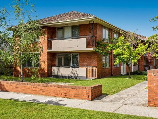 FABULOUS LOCATION FULLY RENOVATED GROUND FLOOR APARTMENT