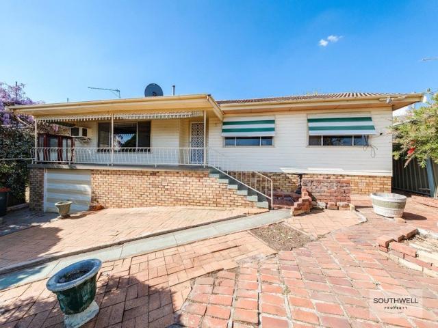 Fabulous Potential in Superb East Tamworth Setting
