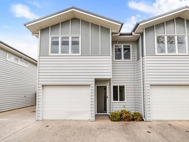 Fabulous rental property in convenient Rangeville location!