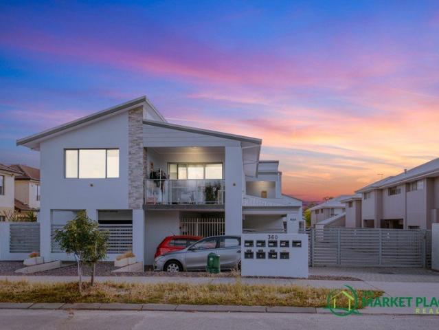 FABULOUS REAR 2 BEDROOOM 2 BATHROOM APARTMENT