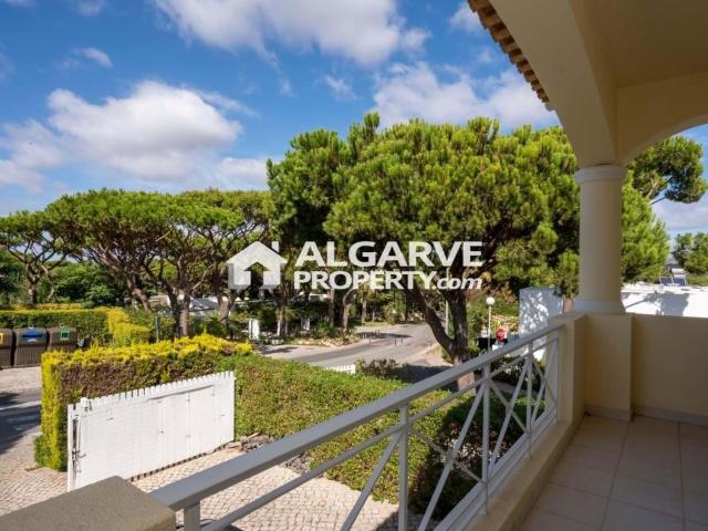 Fabulosa V4 próxima do Campo de Golfe em Vilamoura, Algarve 281m² Quarteira