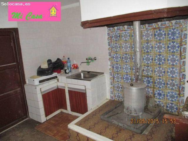 IDEAL PARA CASA RURAL,MUY GRANDE Y CON MUCHO CORRAL PARA JARDIN