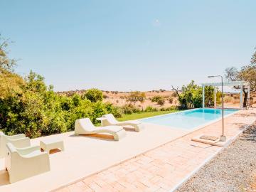 Fabulosa Villa no Alentejo com 4 suítes + um estúdio separado