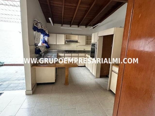 Fabulosa Casa En Arriendo Sector Rosales Cod: 30557