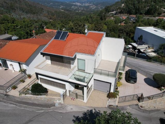 Fabulosa moradia T4 0m² Gonça