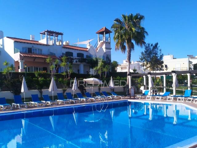 Fabulosa Penthouse T2 no Condominio Old Village em Vilamoura