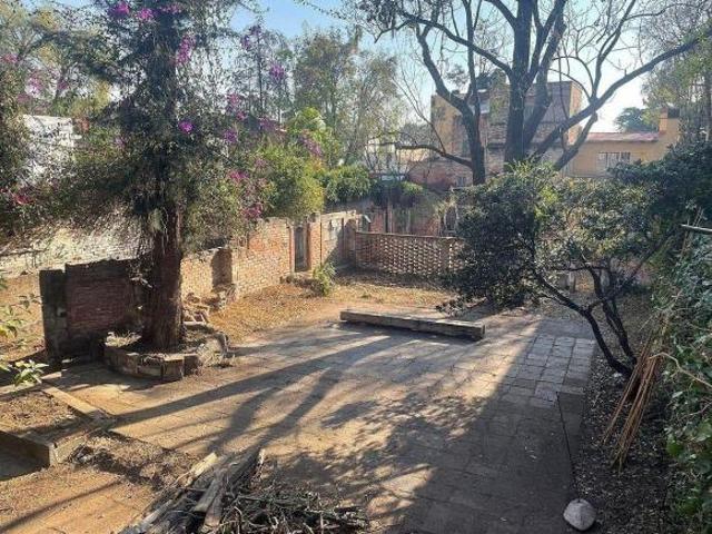 Fabuloso terreno en San Angel, cerrada de Galeana 16 y Galeana