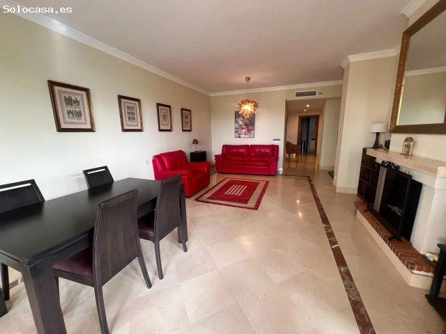 Fabuloso apartamento en planta baja, en una de las urbanizaciones más exclusivas y prestigiosas de E
