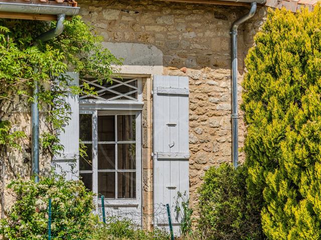 Fabuleux domaine de plus de 37 hectares aux portes de Bordea. 375m² Bordeaux