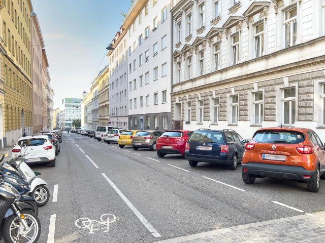 Fab Margareten 1BR w/ Elevator, Fully Furnished, Vienna Amsterdam Apartments for Rent