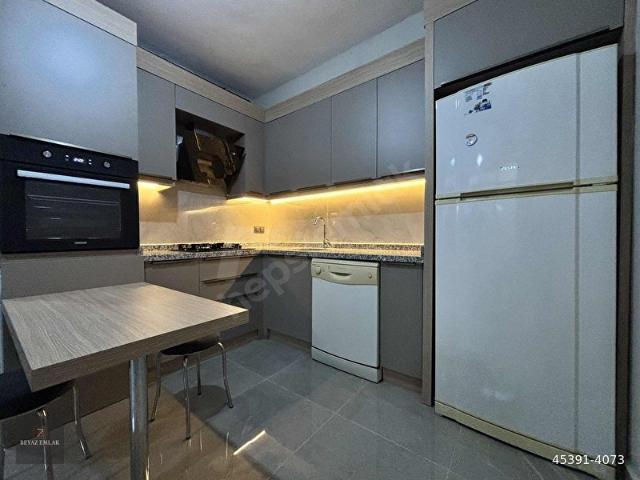 FABRKALARDA HER YERE YAKIN YERDEN ISITMALI FULL EŞYALI 1+1 DAİRE