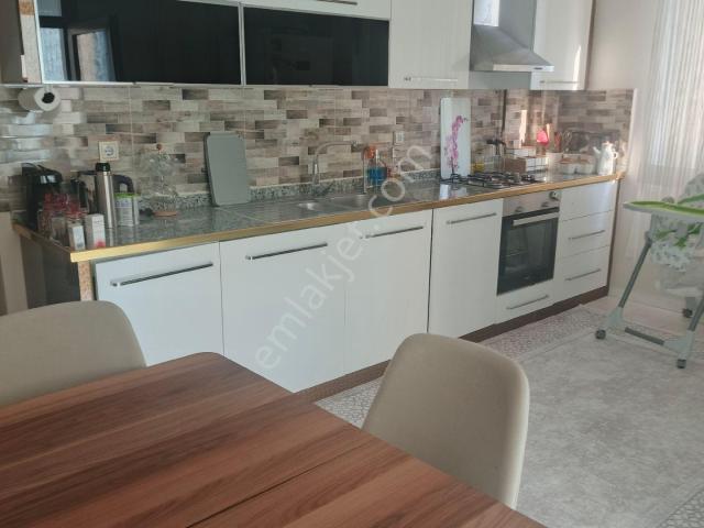 Fabrika Mahallesi'nde Full Yapılı Satılık Daire