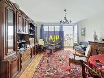 FAC DE DROIT Appartement T3 de 67.53 m2 à rénover