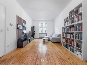 FACETTENREICHE 4 ZIMMER ALTBAU ERDGESCHOSSWOHNUNG mit Terrasse und Garten modernisiert