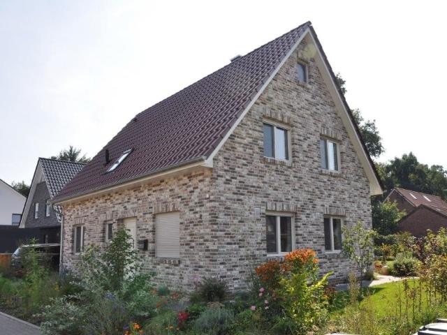 Fachberatung vom Maurermeister, Bauen Sie auf unsere Kompetenz, Massivbauweise, Festpreis, Individuelle Planung