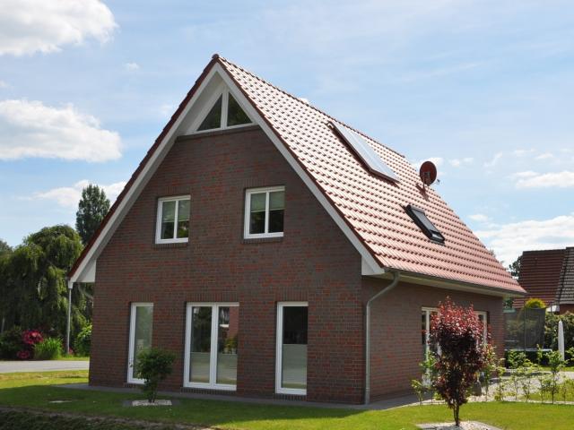 Fachberatung vom Maurermeister, Bauen Sie auf unsere Kompetenz, Massivbauweise, Festpreis, Individuelle Planung