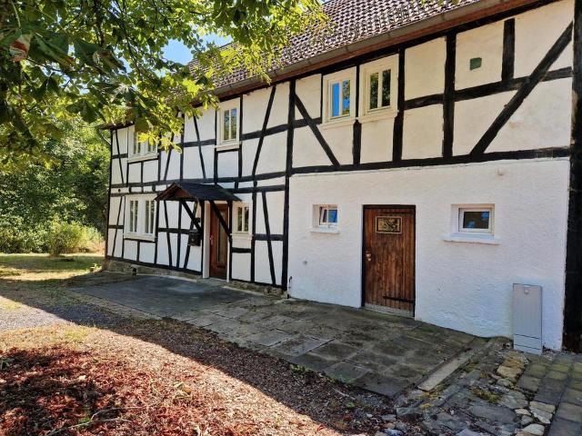 Fachwerk Haus mit großem Grundstück 2204 m², 148 m² Wohnfläche
