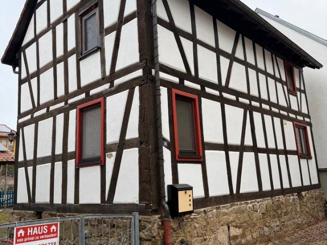 Fachwerkhaus im alten Ortskern mit viel Charme und Platz