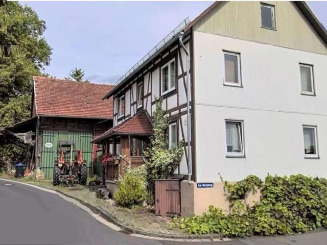 Fachwerkhaus mit Scheune in Frankershausen