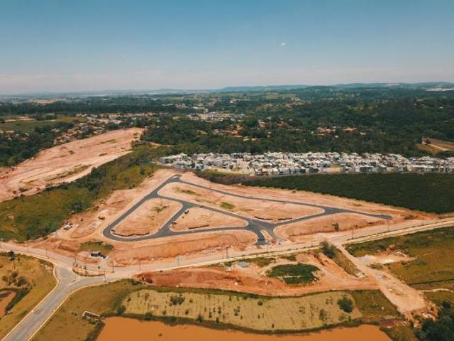 Facilitado | LOTES a partir de 150m² em JUNDIAÍ | Clube completo | Ótimo local