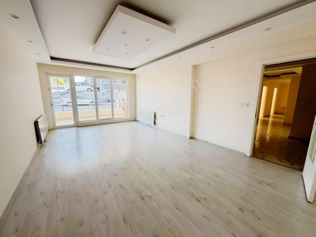 Fahri Korutürk Mah. 3+1 Asansörlü Binada Kiralık Daire !