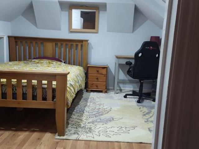 Faiza Has a House