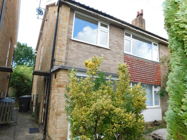 Fair Oak Drive, Luton LU2, 2 bed maisonette to rent, £1,100 pcm | PrimeLocation