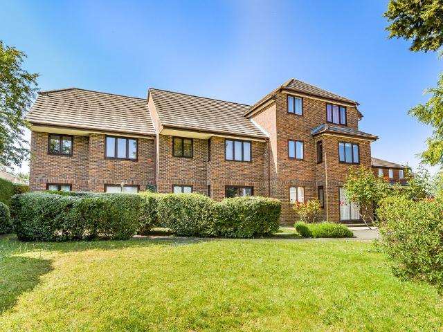 Fair Oak Road, Fair Oak, Hampshire SO50, 1 bed flat to rent, £1,000 pcm | PrimeLocation