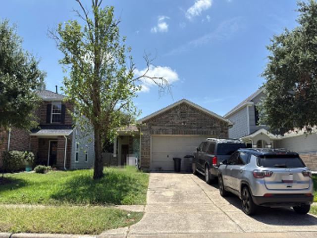 Fair Grange Ln